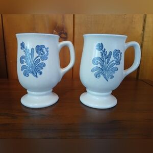 Pfaltzgraff Yorktowne Stoneware Pedestal Footed Coffee Mugs Cups